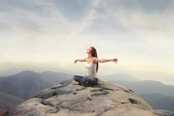 How Healthy Eating Supports a Strong Mind and Body Connection