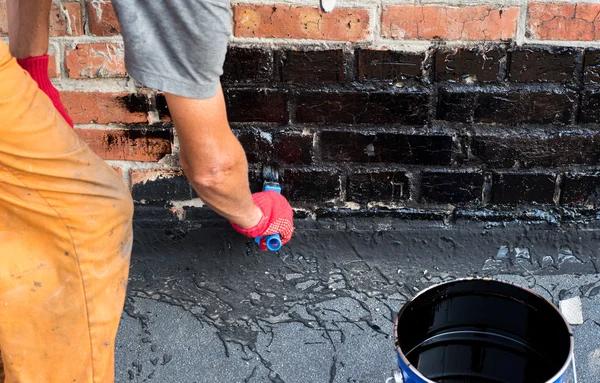 Choosing a Roofing Contractor Experience vs. Price