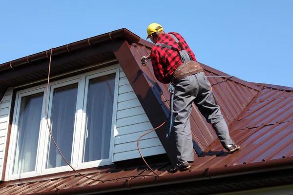Experienced Roofer Near Me for Emergency Roof Repairs