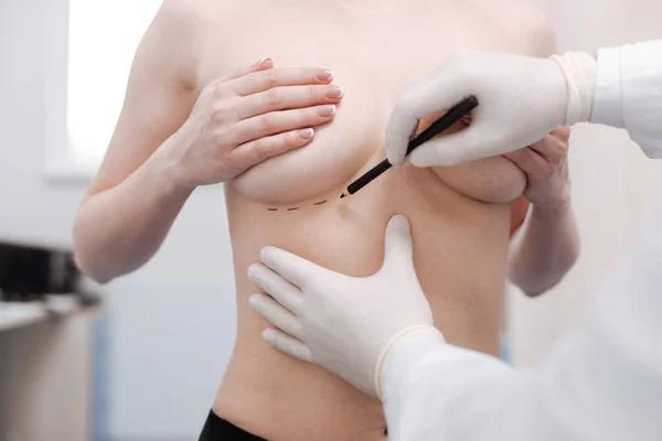 Finding the Best Breast Reconstruction Surgeon New York Has to Offer